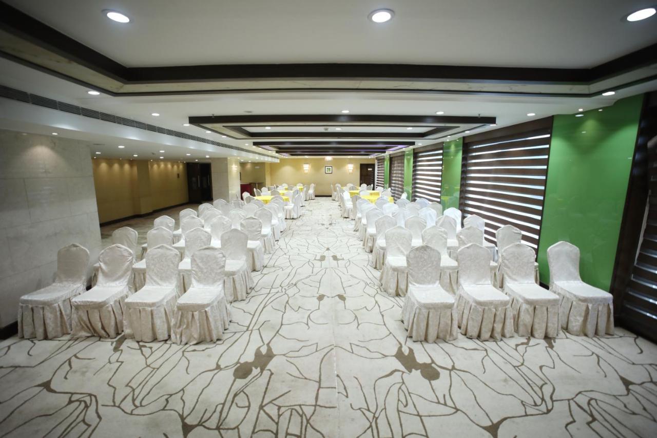 The Byke Suraj Plaza Pure Veg, Thane Hotel Exterior photo